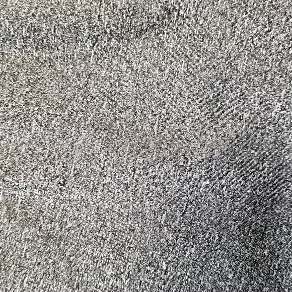 Grey shorts, has pockets - Picture 2 of 3